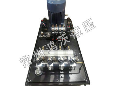 四缸同步液压系统